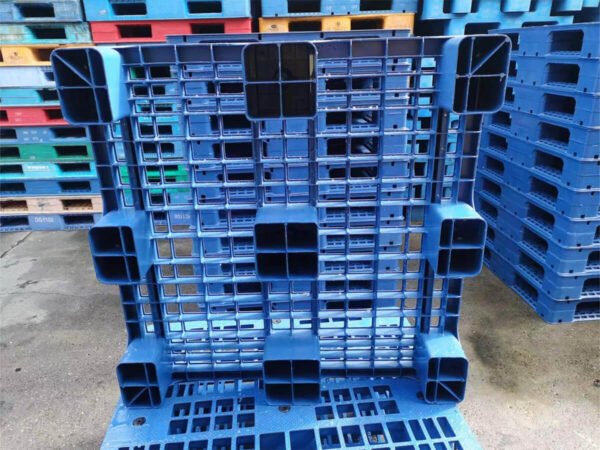 1000x1000 Nine Legged Open Deck Plastic Floor Pallet P1010WJA - Image 3