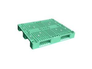 1200x1200 Three Runner Open Deck Rackable Plastic Pallet P1212H3 Green Color