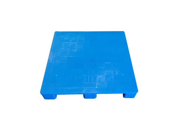1100x1100 Three Runner Solid Top Hygienic Rackable Plastic Pallet F1111PHB 2 Way Pallet Jack Entry