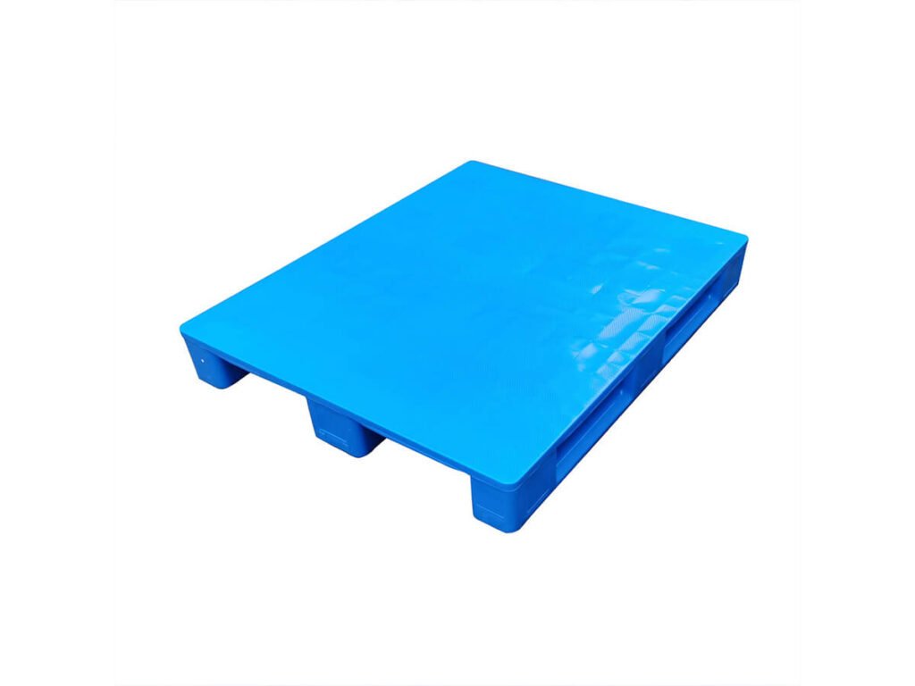 1200x1000 Three Runner Solid Top Hygienic Rackable Plastic Pallet With Full Perimeter F1210PHDP