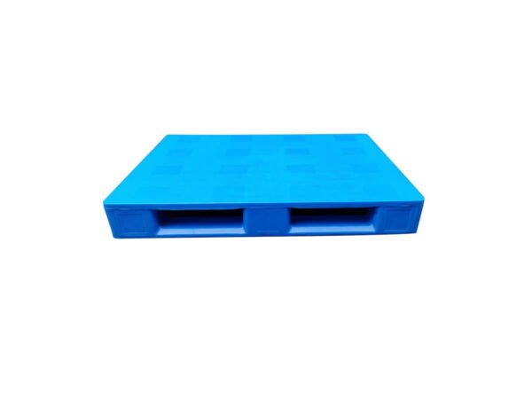 1200x1000 Three Runner Solid Top Hygienic Rackable Plastic Pallet F1210PHD - Image 2