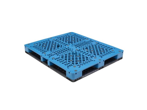 1420×1120 Six Runner Open Deck Rackable & Stackable Assembled Plastic Pallet F142112C