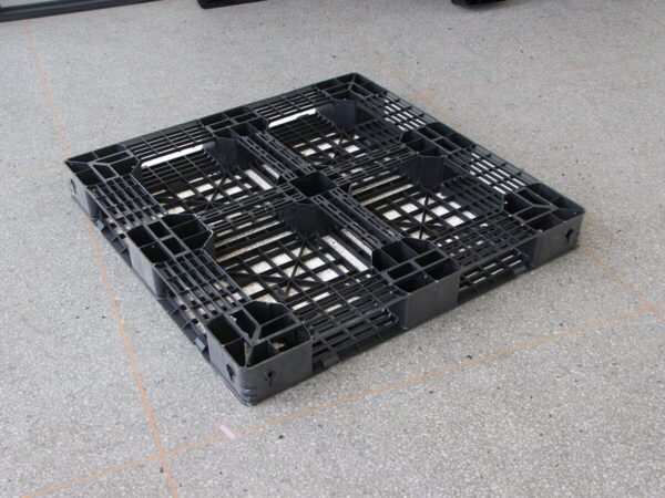 1100x1100 Open Deck Full Perimeter Export Pallet Six Runner Base P1111FP