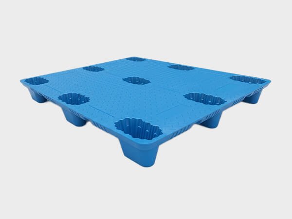 nestable plastic pallets