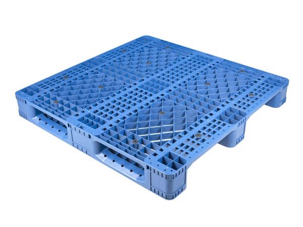 rackable plastic pallets